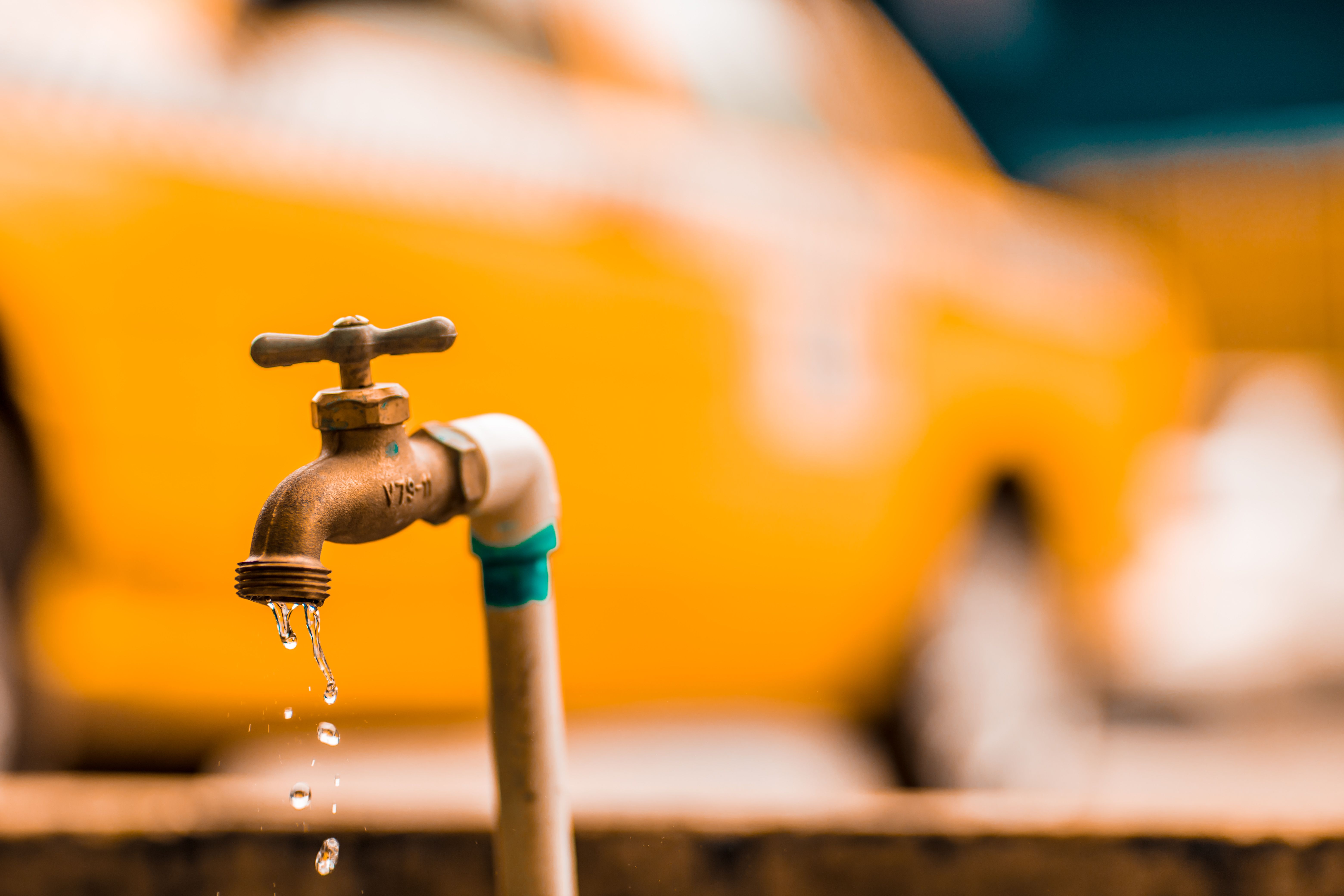 Why I Put Govee Leak Detectors Under Every Sink in My House